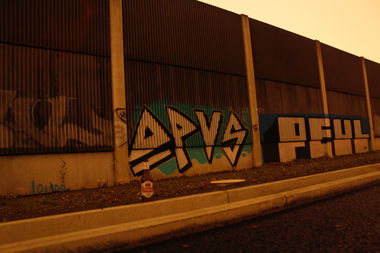 Graffiti Bombing - Photo by FameBalken