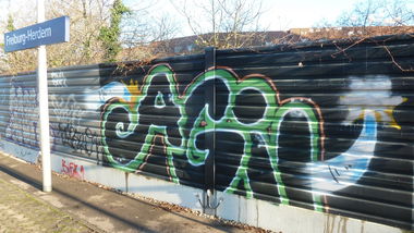 Graffiti Bombing - Photo by FameBalken