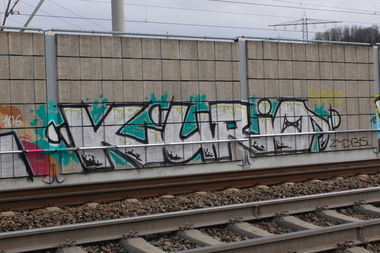 Graffiti Bombing - Photo by FameBalken