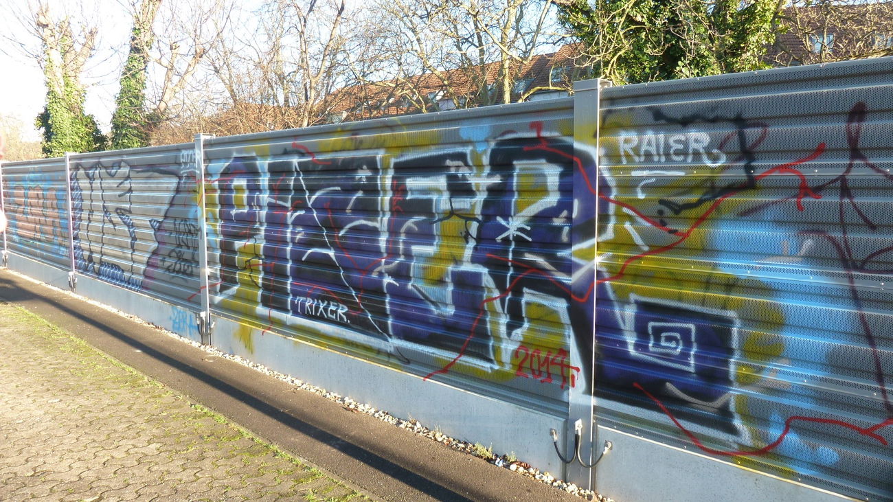 Graffiti Bombing - Photo by FameBalken