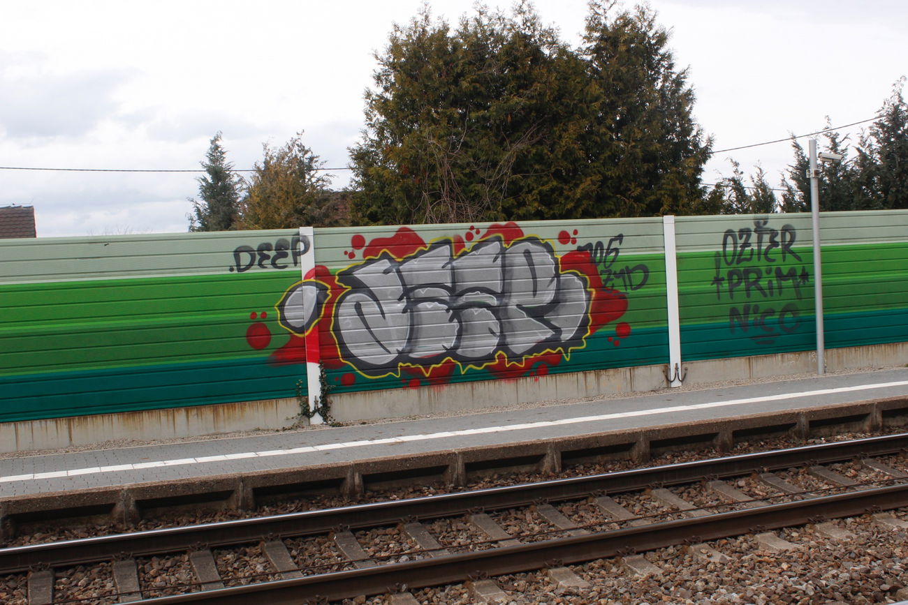 Graffiti Bombing - Photo by FameBalken