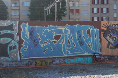 Graffiti Wall - Photo by FameBalken