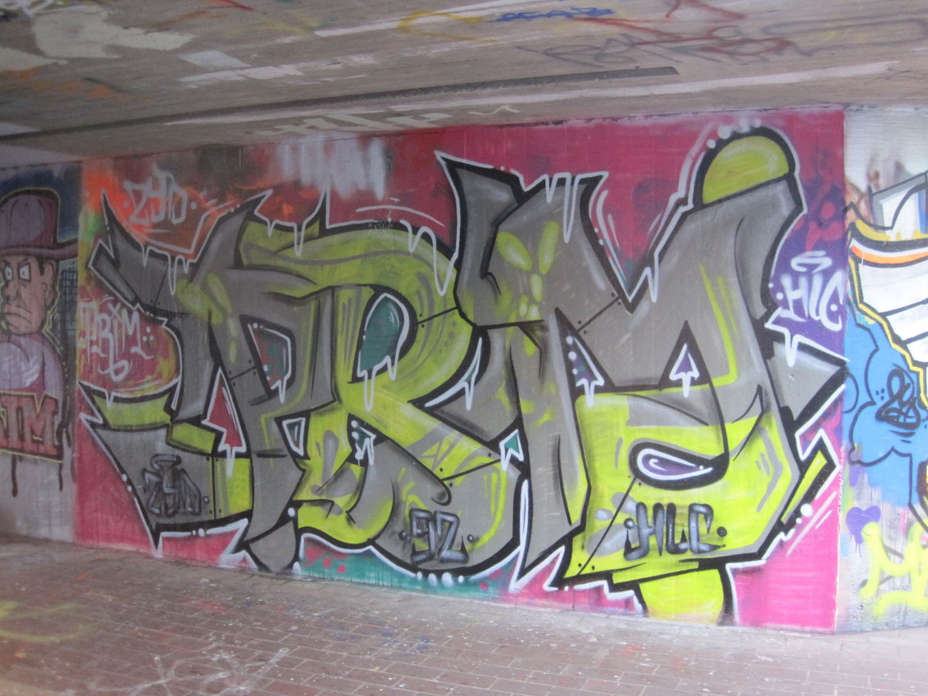 Graffiti Wall - Photo by FameBalken