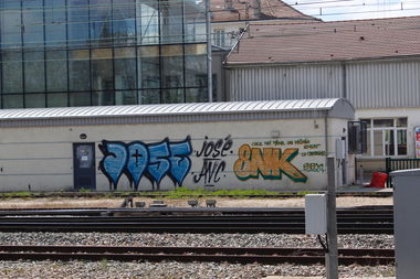 Graffiti Bombing - Photo by FameBalken