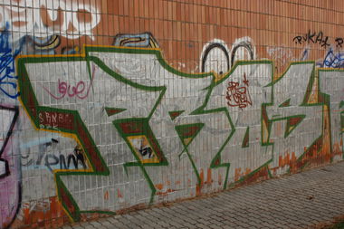 Graffiti Bombing - Photo by FameBalken