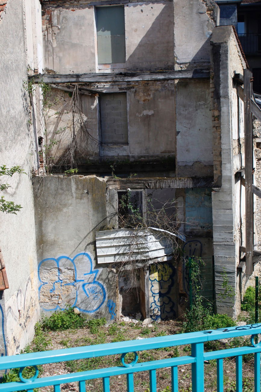 Graffiti Bombing - Photo by FameBalken