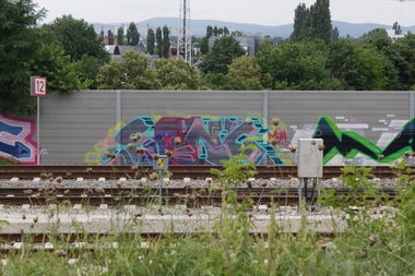 Graffiti Bombing - Photo by FameBalken