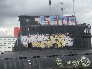 Graffiti Bombing - Photo by FameBalken