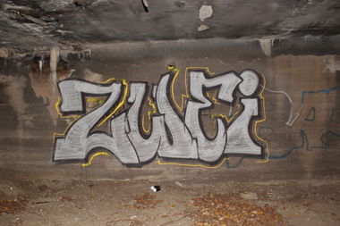 Graffiti Bombing - Photo by FameBalken