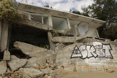 Graffiti Bombing - Photo by FameBalken