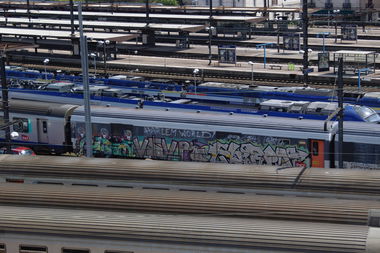 Graffiti Bombing - Photo by FameBalken