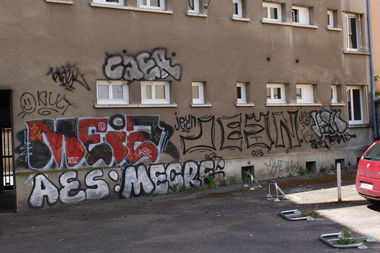 Graffiti Bombing - Photo by FameBalken