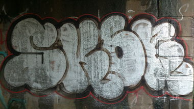 Graffiti Bombing - Photo by FameBalken