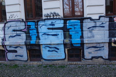 Graffiti Bombing - Photo by FameBalken