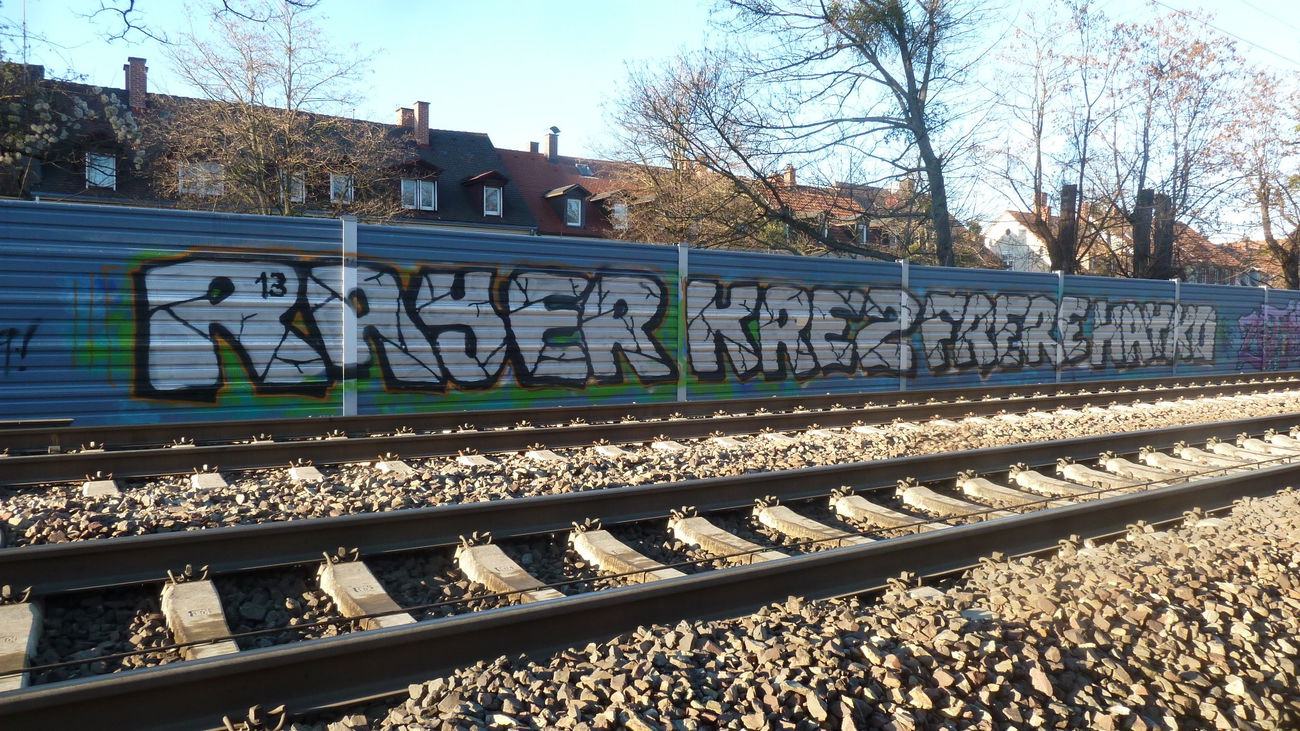 Graffiti Bombing - Photo by FameBalken