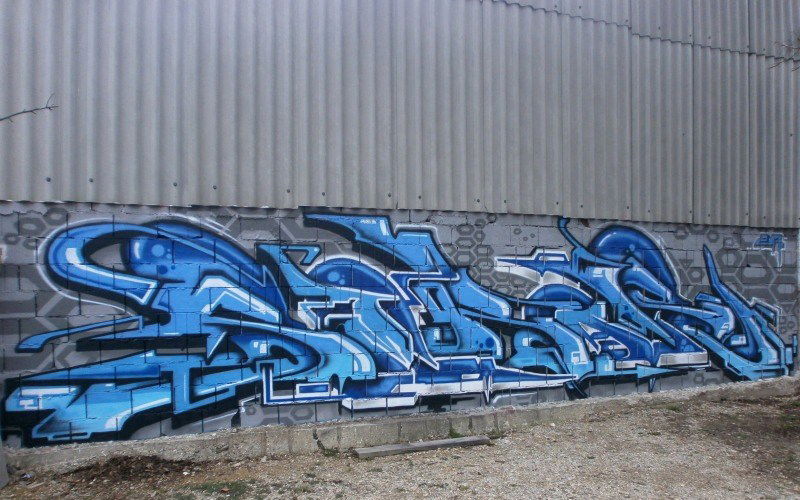 Graffiti Wall - Photo by Famelevel_O