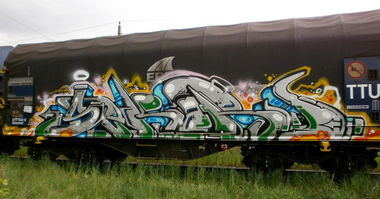 Graffiti Train - Photo by Famelevel_O - freight