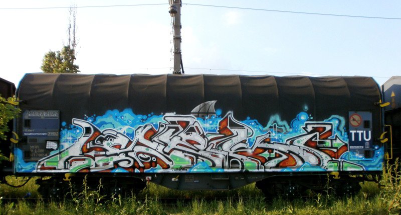 Graffiti Train - Photo by Famelevel_O