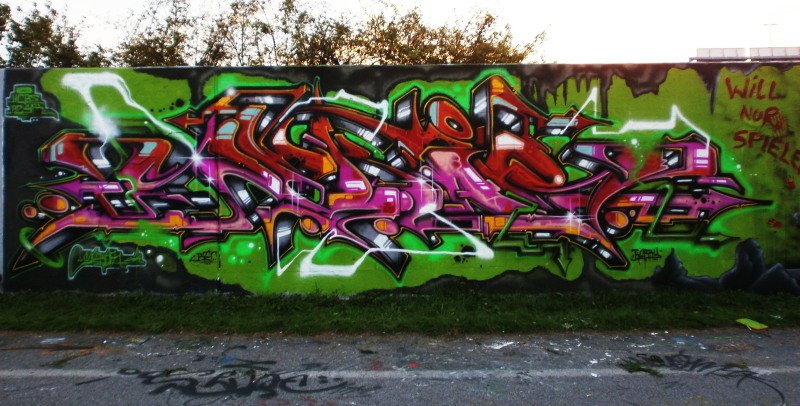 Graffiti Wall in Vienna - Photo by Famelevel_O