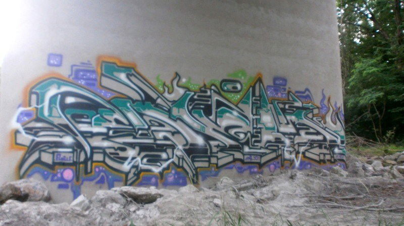 Graffiti Wall - Photo by Famelevel_O