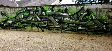 Graffiti Wall - Photo by Famelevel_O