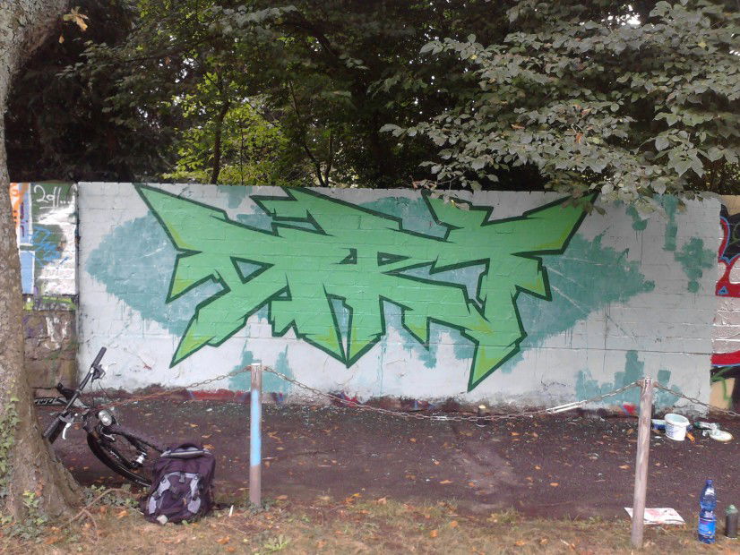 Graffiti Wall in Darmstadt - Photo by FarbFlash - Dirt, Darmstadt, 2012 (2012)