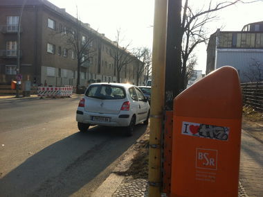 Graffiti Street Art - Photo by FarbenFroh - I, <3, My (2013)