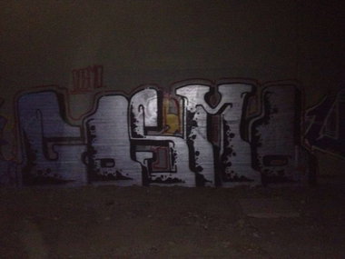 Graffiti Bombing - Photo by Farbkasten - cosmo (2012)