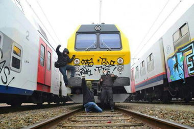 Graffiti Artwork - Photo by Farbkiller - tods, org, wak (2012)