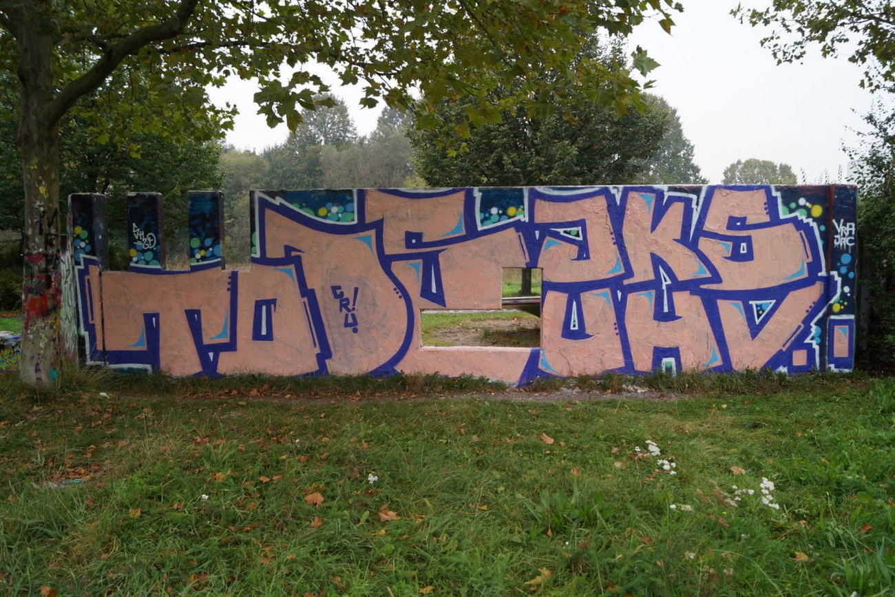 Graffiti Wall - Photo by Farbkiller - tods, uhv, jks (2014)