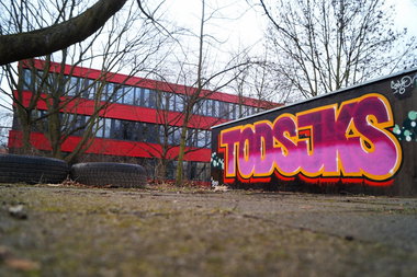 Graffiti Wall - Photo by Farbkiller - tods, jks, silt (2015)