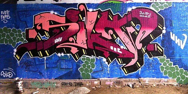 Graffiti Wall - Photo by Farbkiller - silt, uhv (2010)