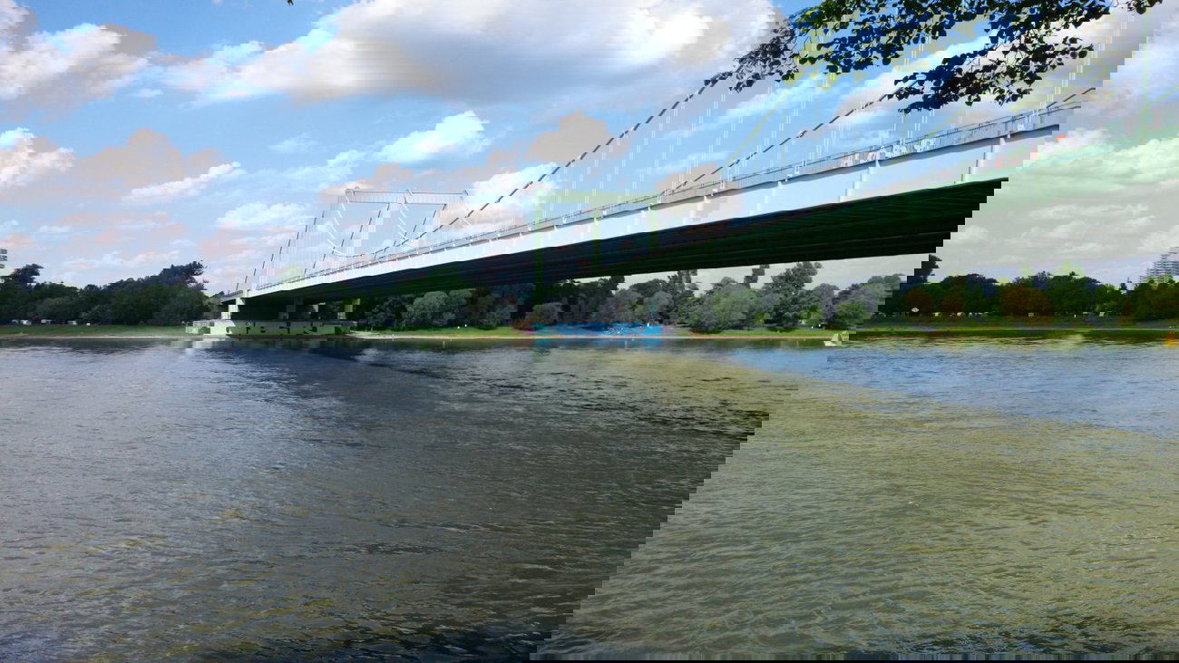 Graffiti Wall - Photo by Farbmalclub