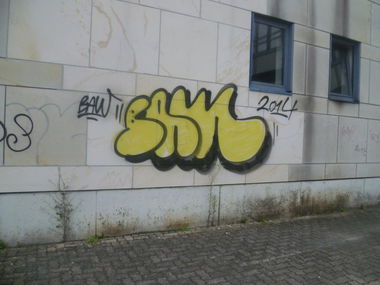 Graffiti Bombing - Photo by FettesKind - BAW