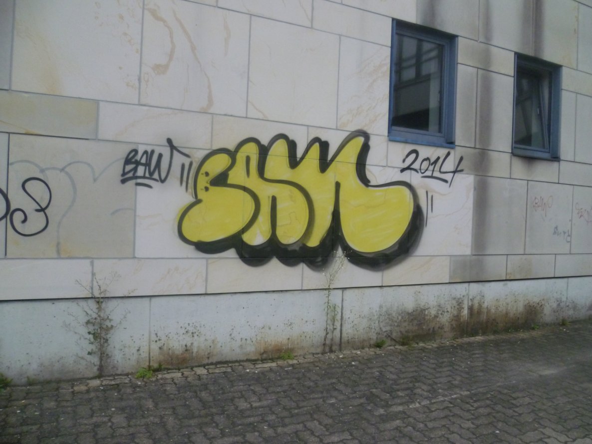 Graffiti Bombing - Photo by FettesKind - BAW