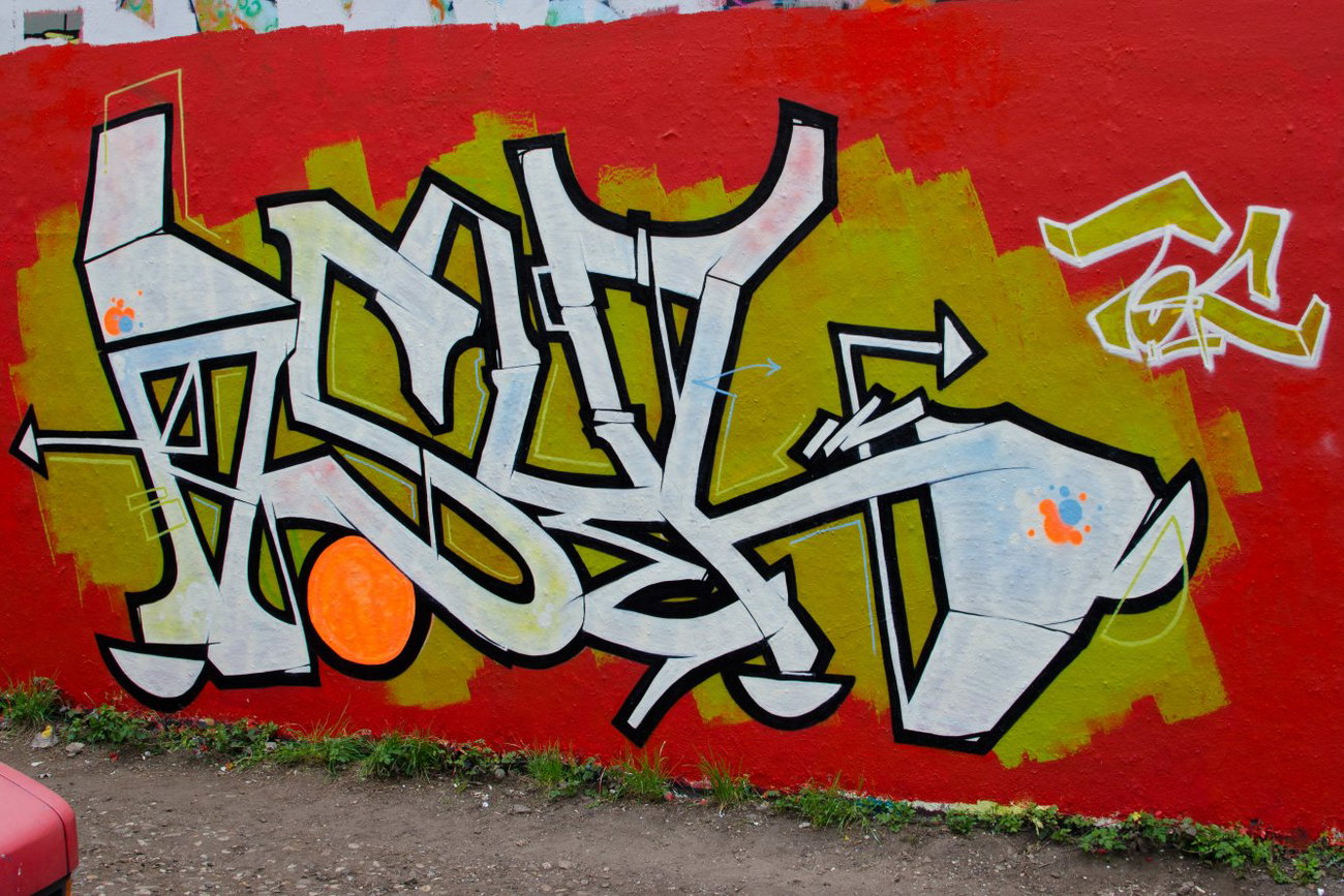 Graffiti Wall in Köln - Photo by Fhil - Cologne, Köln, Braunsfeld (2013)