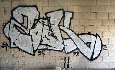 Graffiti Wall - Photo by Fhil - Spain, Ouzo, Zook (2017)