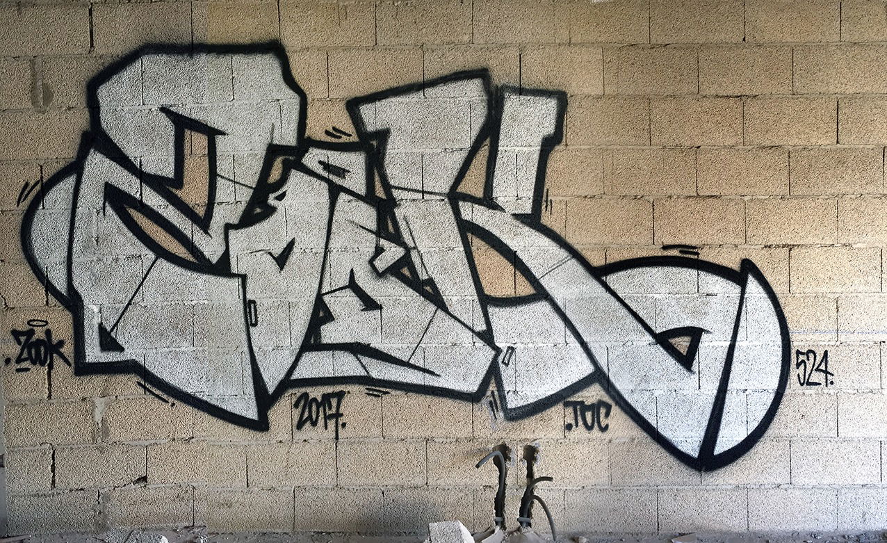 Graffiti Wall - Photo by Fhil - Spain, Ouzo, Zook (2017)