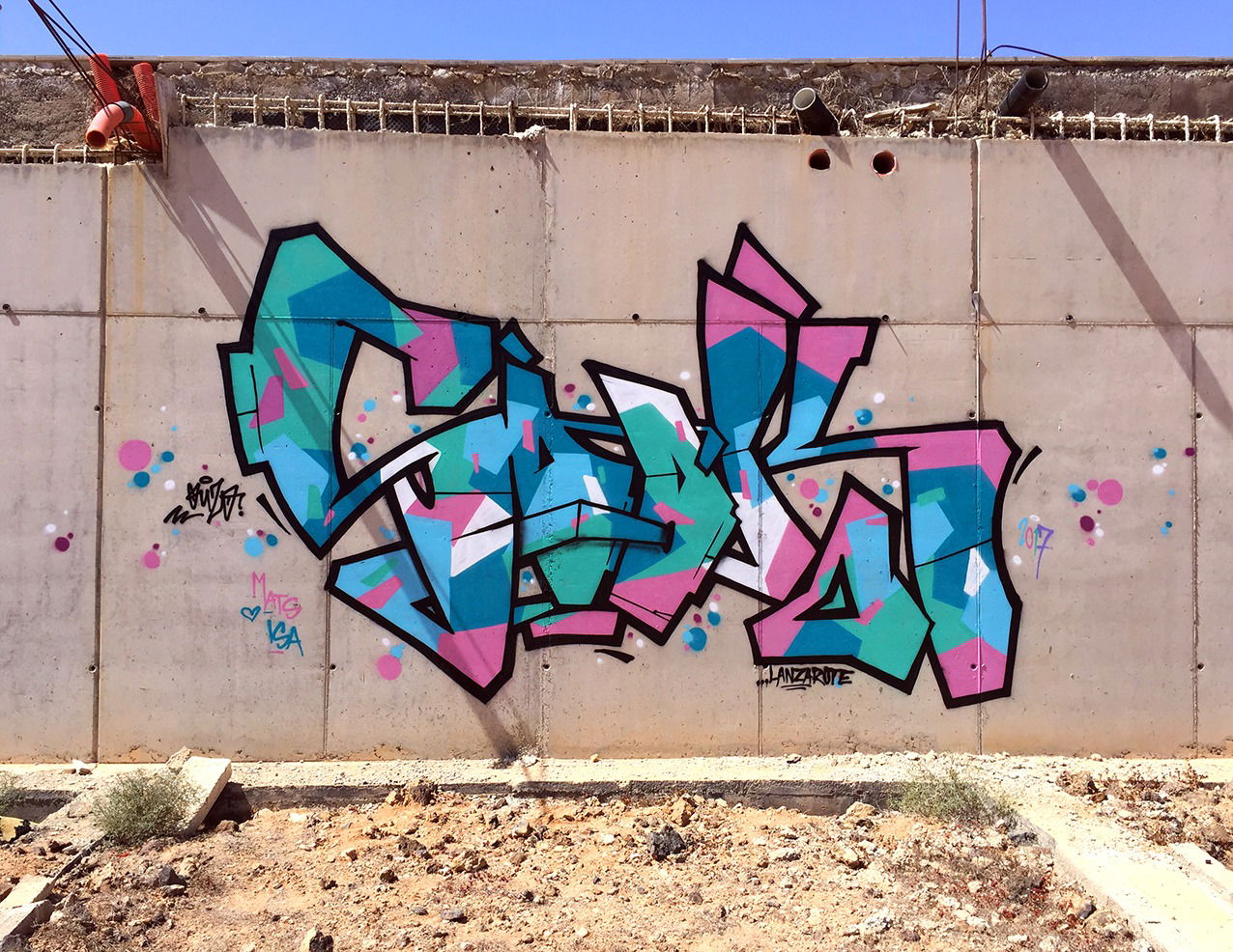 Graffiti Wall - Photo by Fhil - Spain, Ouzo, Zook (2017)