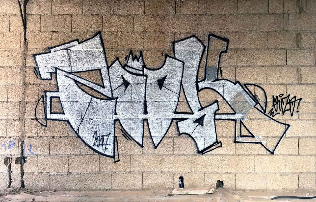 Graffiti Wall - Photo by Fhil - Spain, Ouzo, Zook (2017)