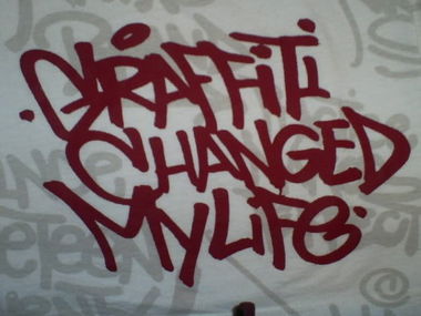 Graffiti Sketch - Photo by FillingPaprikas