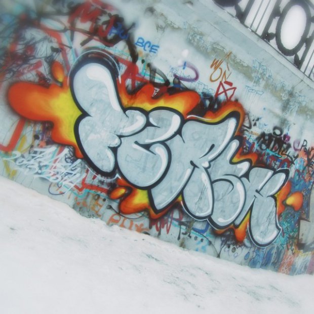 Graffiti Bombing - Photo by Flash