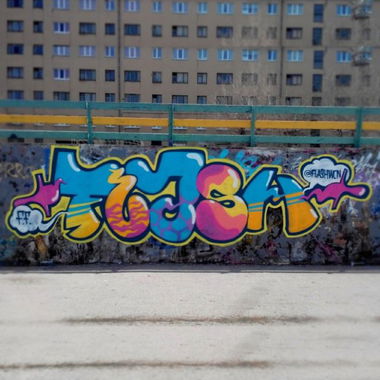 Graffiti Wall - Photo by Flash
