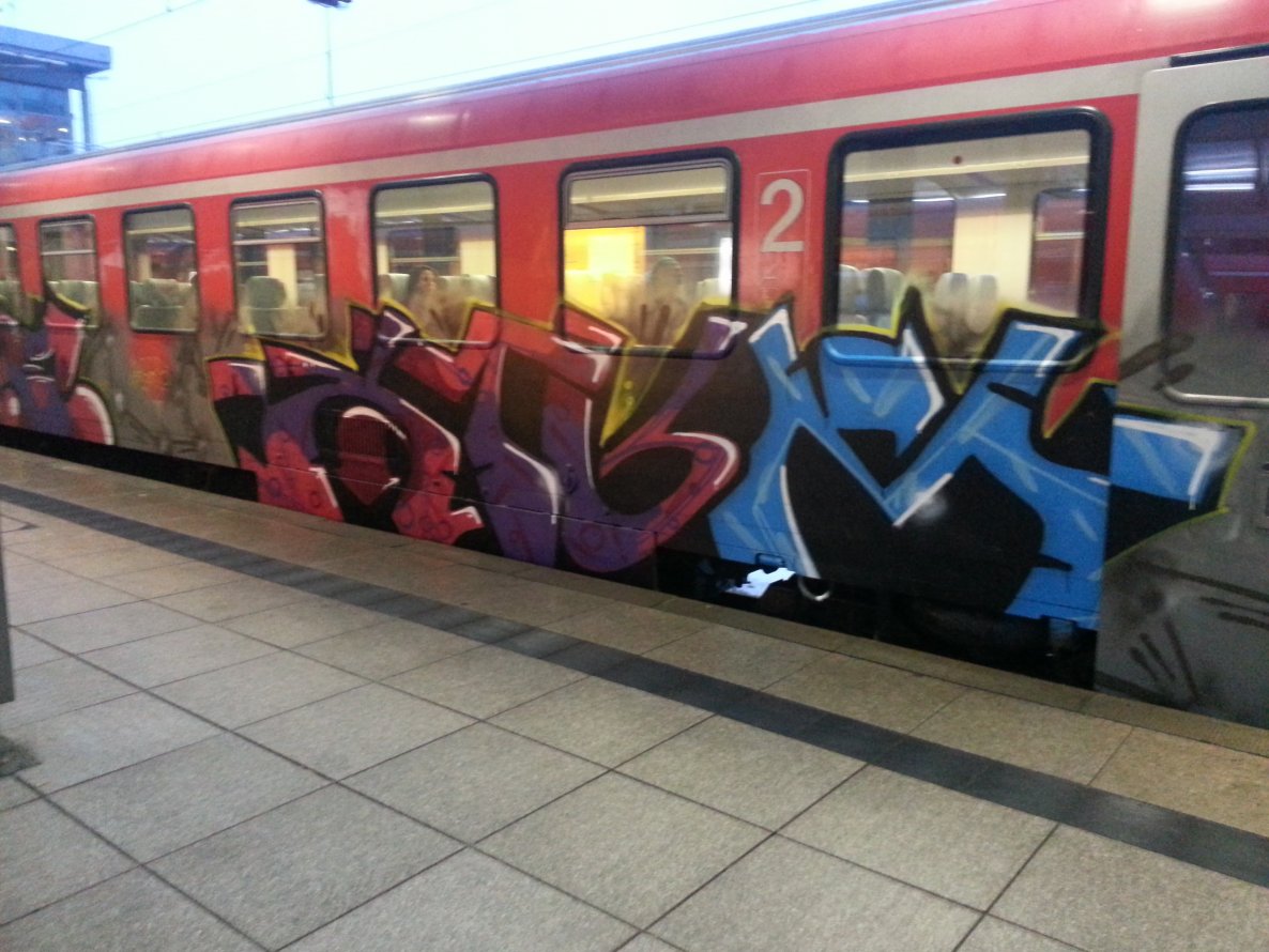 Graffiti Train in Mainz - Photo by FlowRain - xtrem, AR (2013)