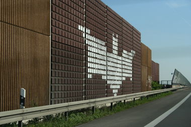 Graffiti Bombing - Photo by FlowRain - batboys