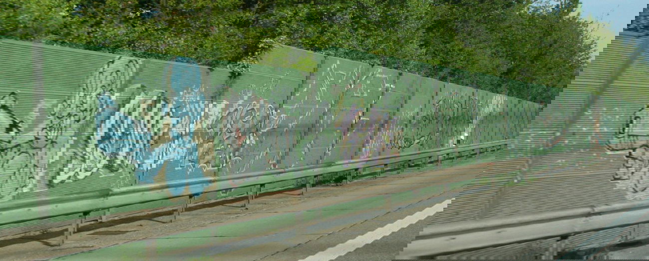 Graffiti Wall - Photo by FlowRain