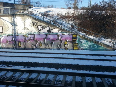 Graffiti Wall - Photo by FlowRain - GBS, OBC, AR