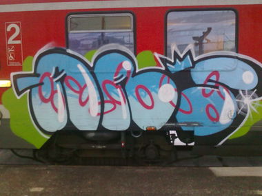 Graffiti Train - Photo by FlowRain - AR, ARS (2010)