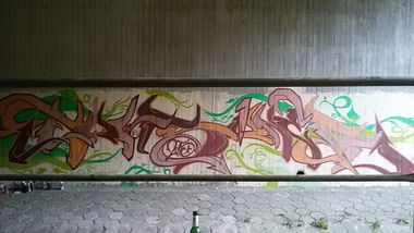 Graffiti Wall - Photo by Foks