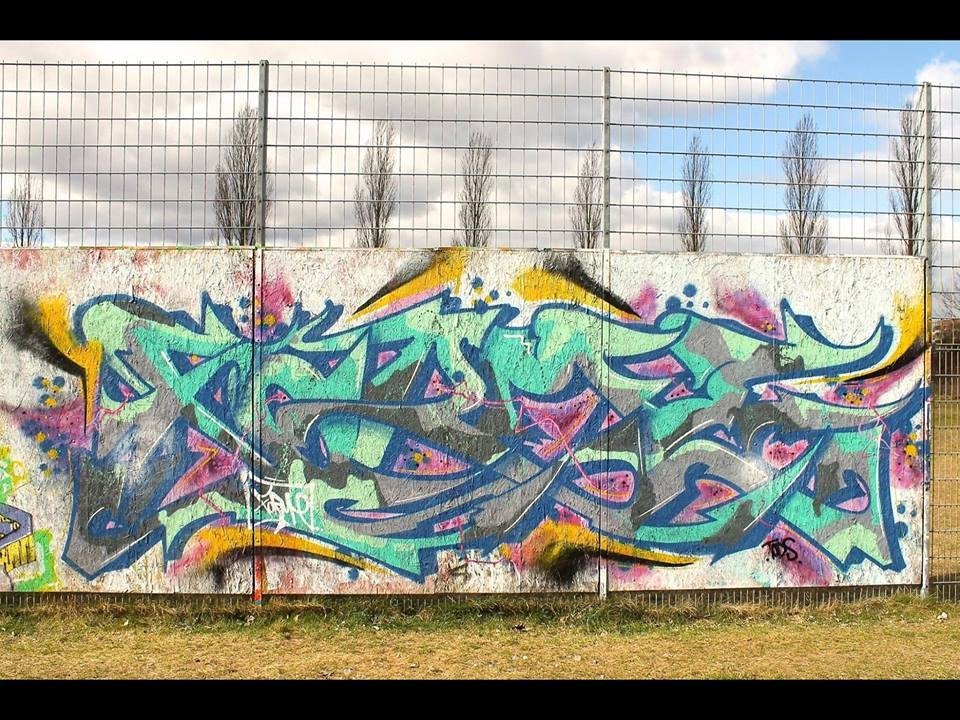 Graffiti Wall in Brazil - Photo by Forme - Forme, Tods, 193 (2015)